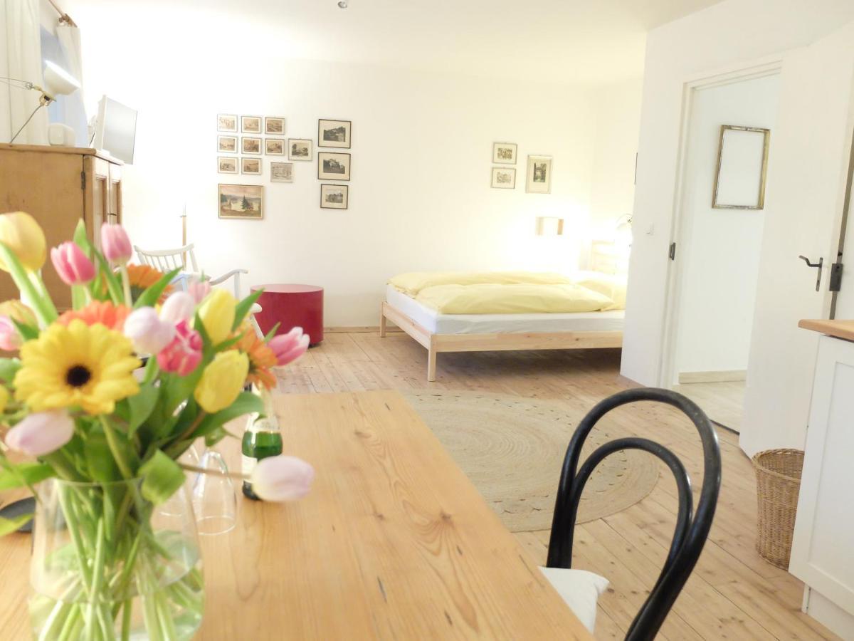 Gartenstudio-Apartment Tausendfreund - Adults Only - Am Chiemsee Breitbrunn am Chiemsee Eksteriør bilde